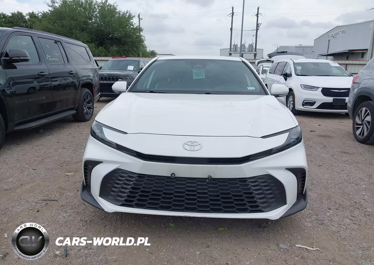 2025 Toyota Camry Se VIN:4T1DAACK2SU520872 - 12