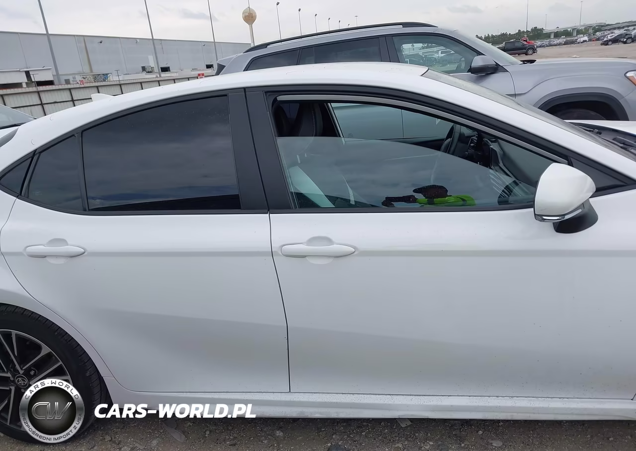 2025 Toyota Camry Se VIN:4T1DAACK2SU520872 - 13