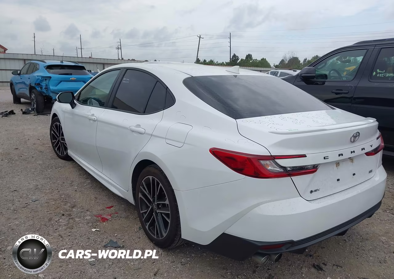 2025 Toyota Camry Se VIN:4T1DAACK2SU520872 - 3