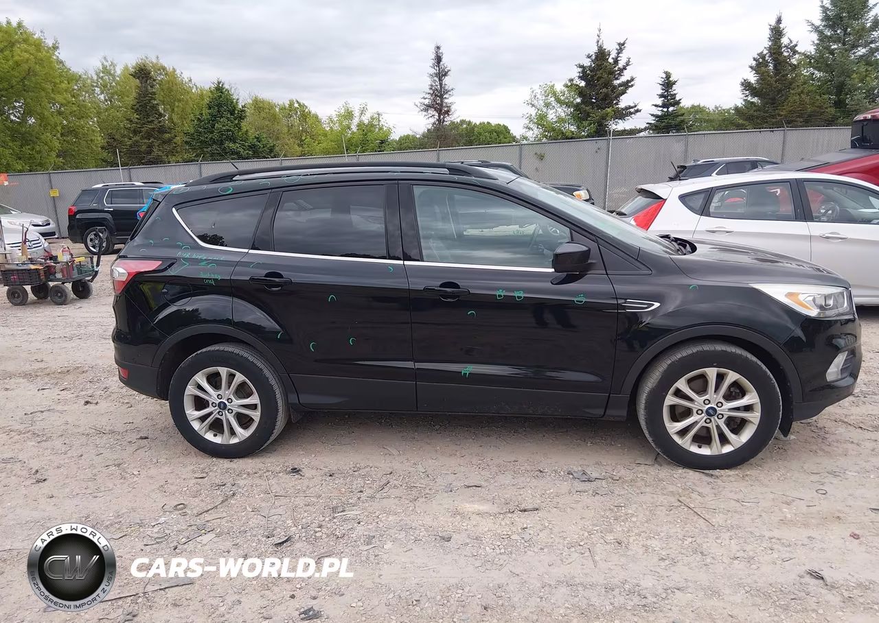 2017 Ford Escape Se VIN:1FMCU9GD9HUC14967 - 13