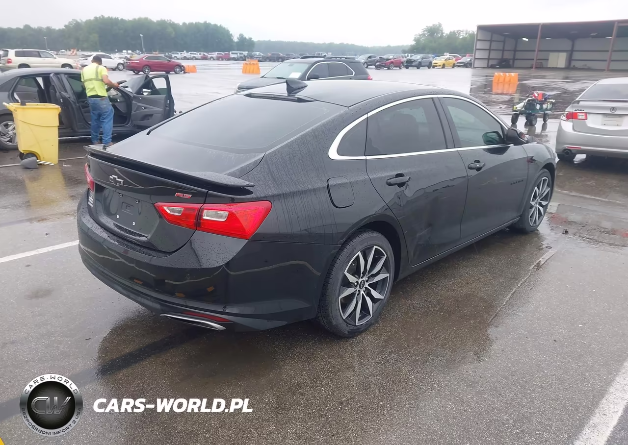 2021 Chevrolet Malibu Fwd Rs VIN:1G1ZG5ST2MF040339 - 4