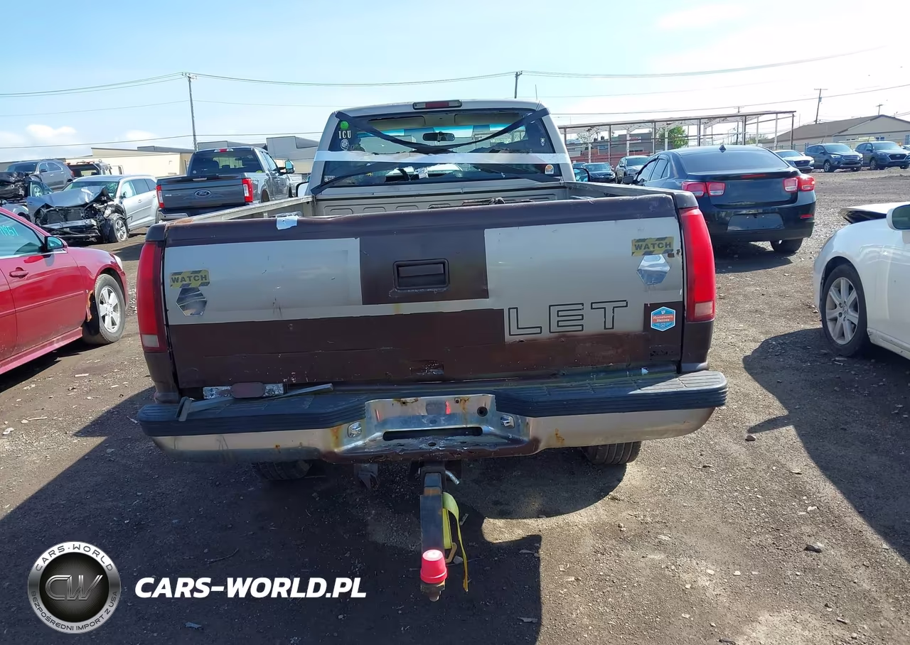 1998 Chevrolet K2500 Fleetside VIN:1GCGK24R7WZ189781 - 16