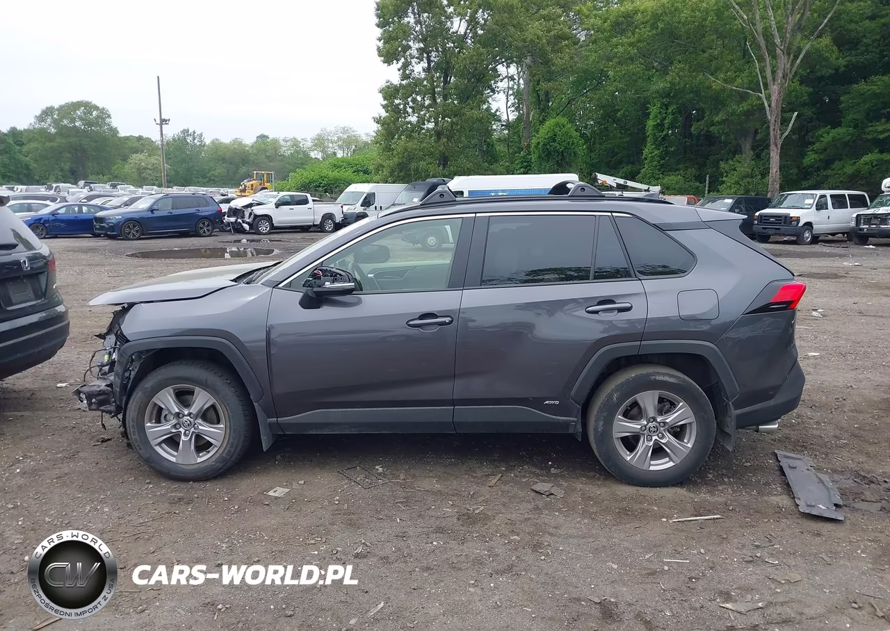 2025 Toyota Rav4 Hybrid Xle VIN:JTMRWRFV9SJ079100 - 14