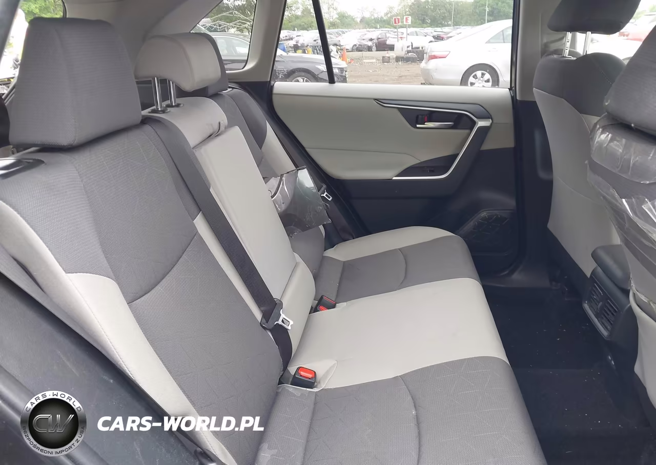 2025 Toyota Rav4 Hybrid Xle VIN:JTMRWRFV9SJ079100 - 8