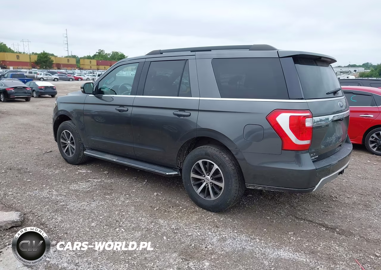 2018 Ford Expedition Xlt VIN:1FMJU1JT0JEA17758 - 3