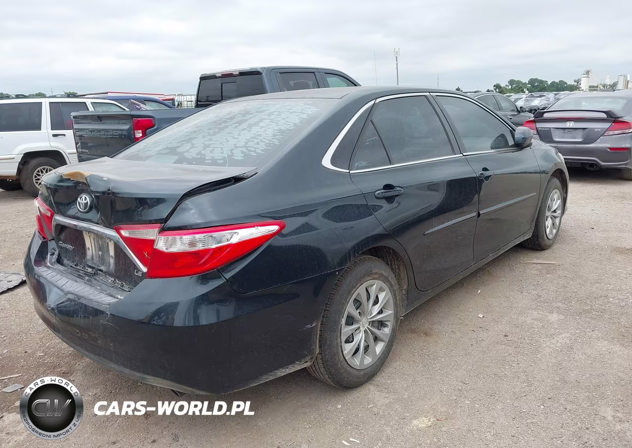 2016 Toyota Camry Le VIN:4T4BF1FK7GR534591 - 4