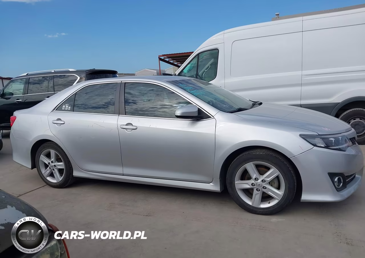2014 Toyota Camry Se VIN:4T1BF1FK1EU856442 - 13