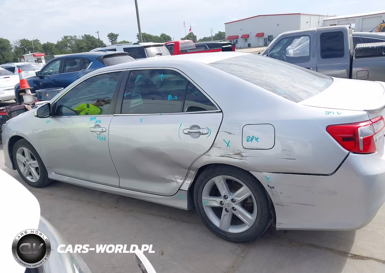 2014 Toyota Camry Se VIN:4T1BF1FK1EU856442 - 14