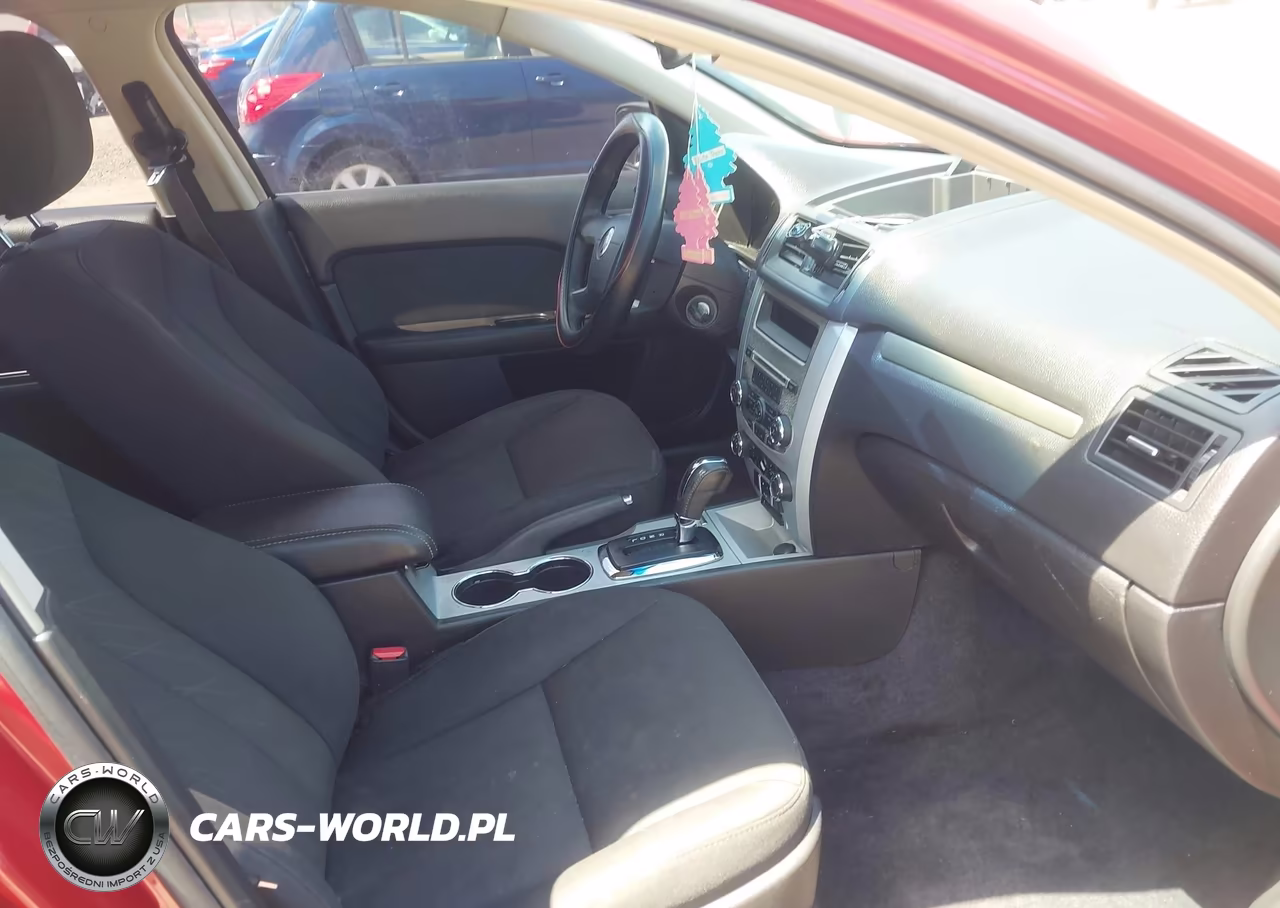 2010 Mercury Milan VIN:3MEHM0HA9AR603677 - 5