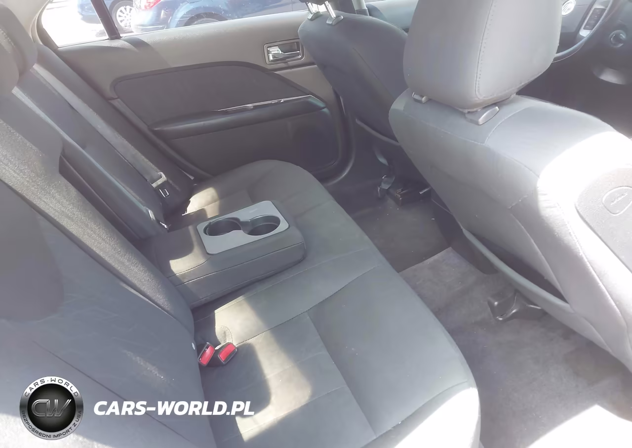 2010 Mercury Milan VIN:3MEHM0HA9AR603677 - 8