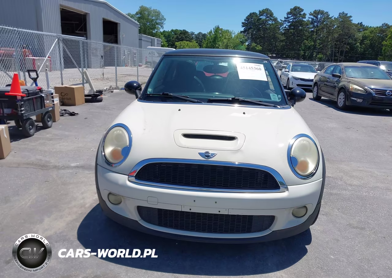 2009 Mini Cooper S VIN:WMWMF73599TW85933 - 10