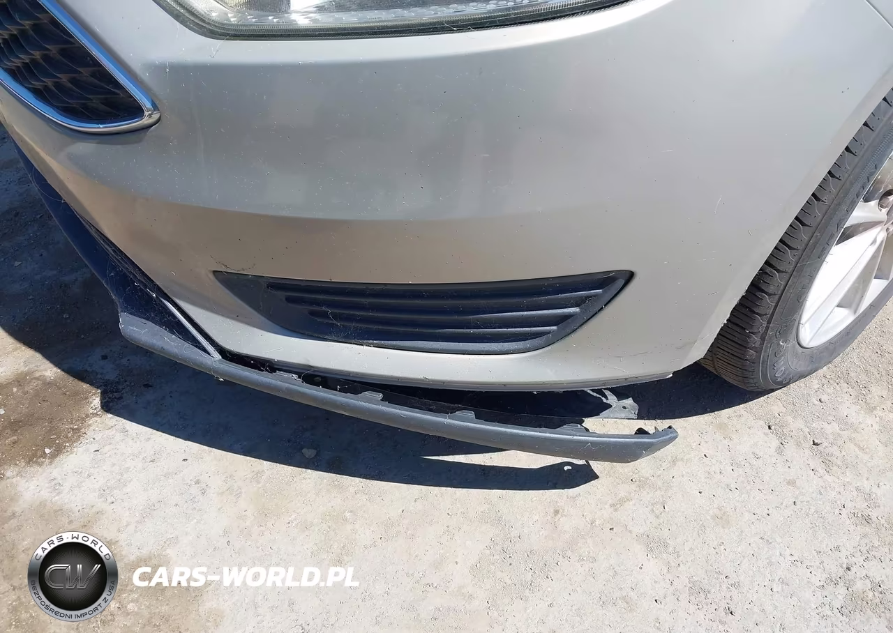 2015 Ford Focus Se VIN:1FADP3F20FL222039 - 6