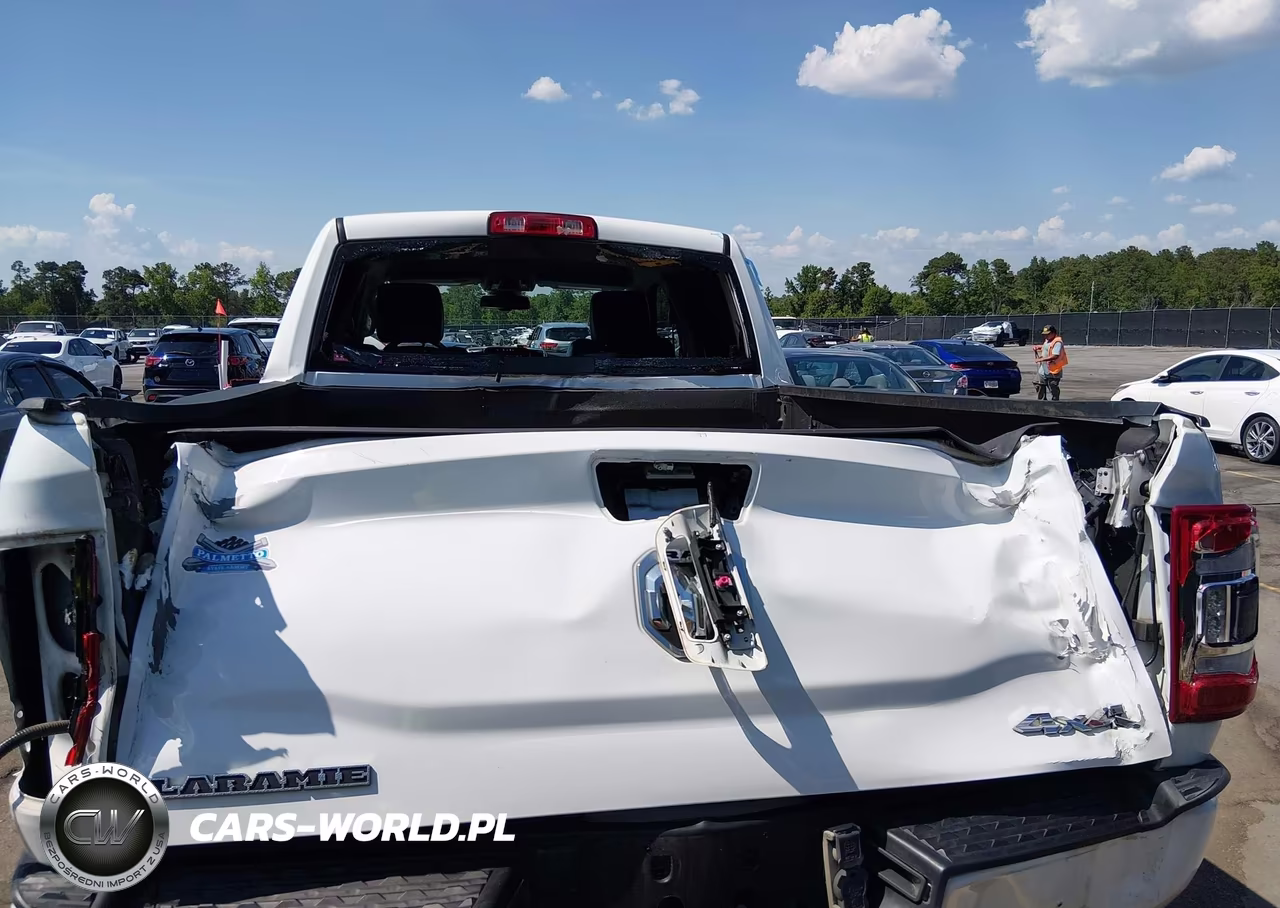 2023 Ram 2500 Laramie 4X4 6'4 Box VIN:3C6UR5FL0PG569725 - 6
