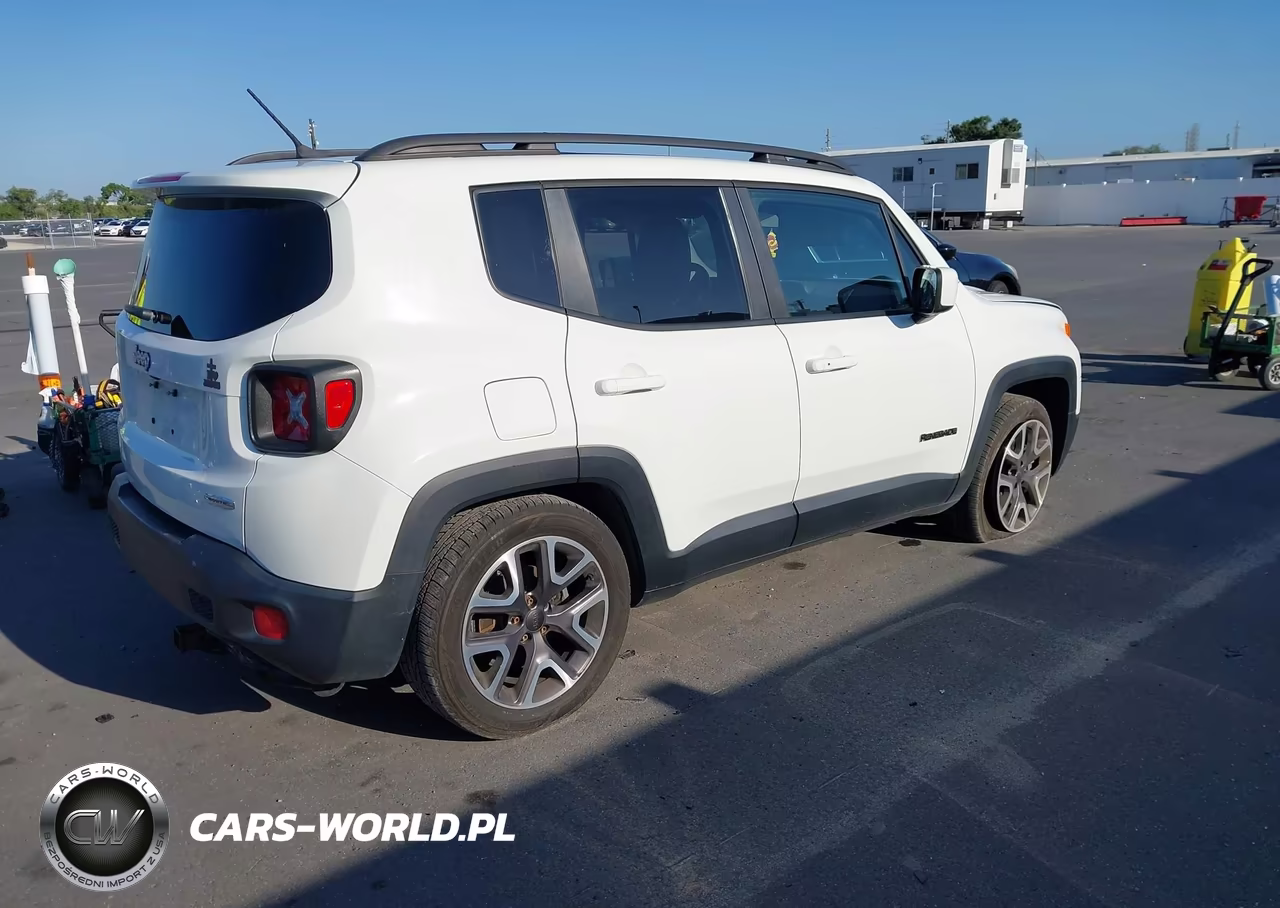2015 Jeep Renegade North VIN:ZACCJABT8FPB96845 - 4