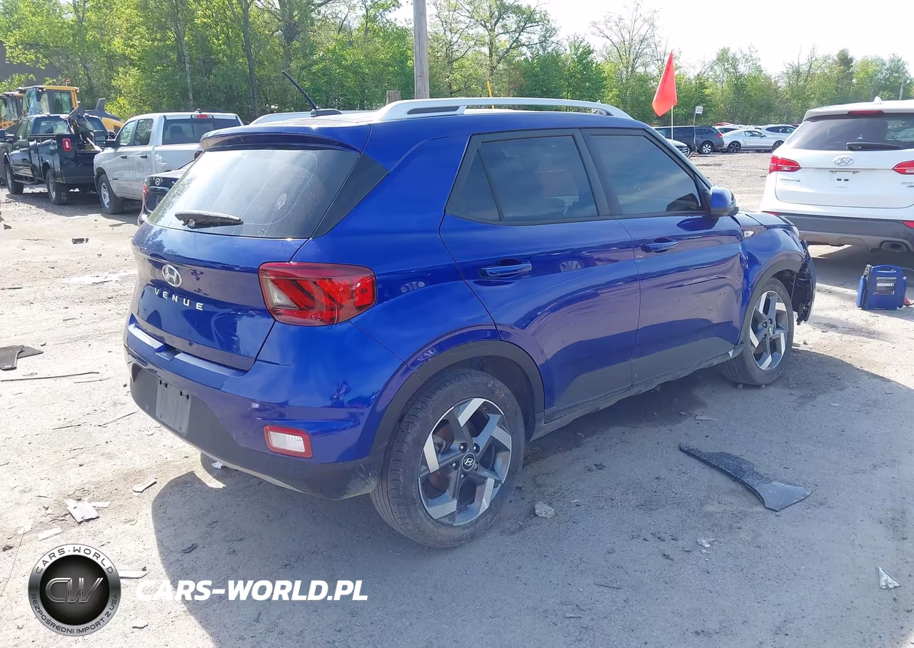 2023 Hyundai Venue Limited VIN:KMHRC8A33PU218972 - 4