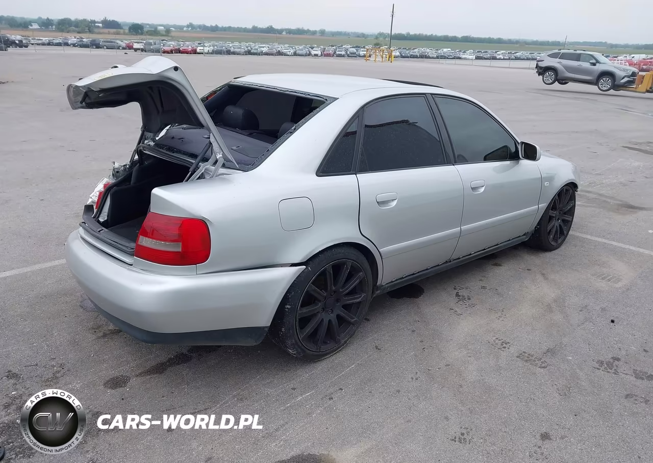 2001 Audi A4 1.8 T VIN:WAUDC68D31A145447 - 4