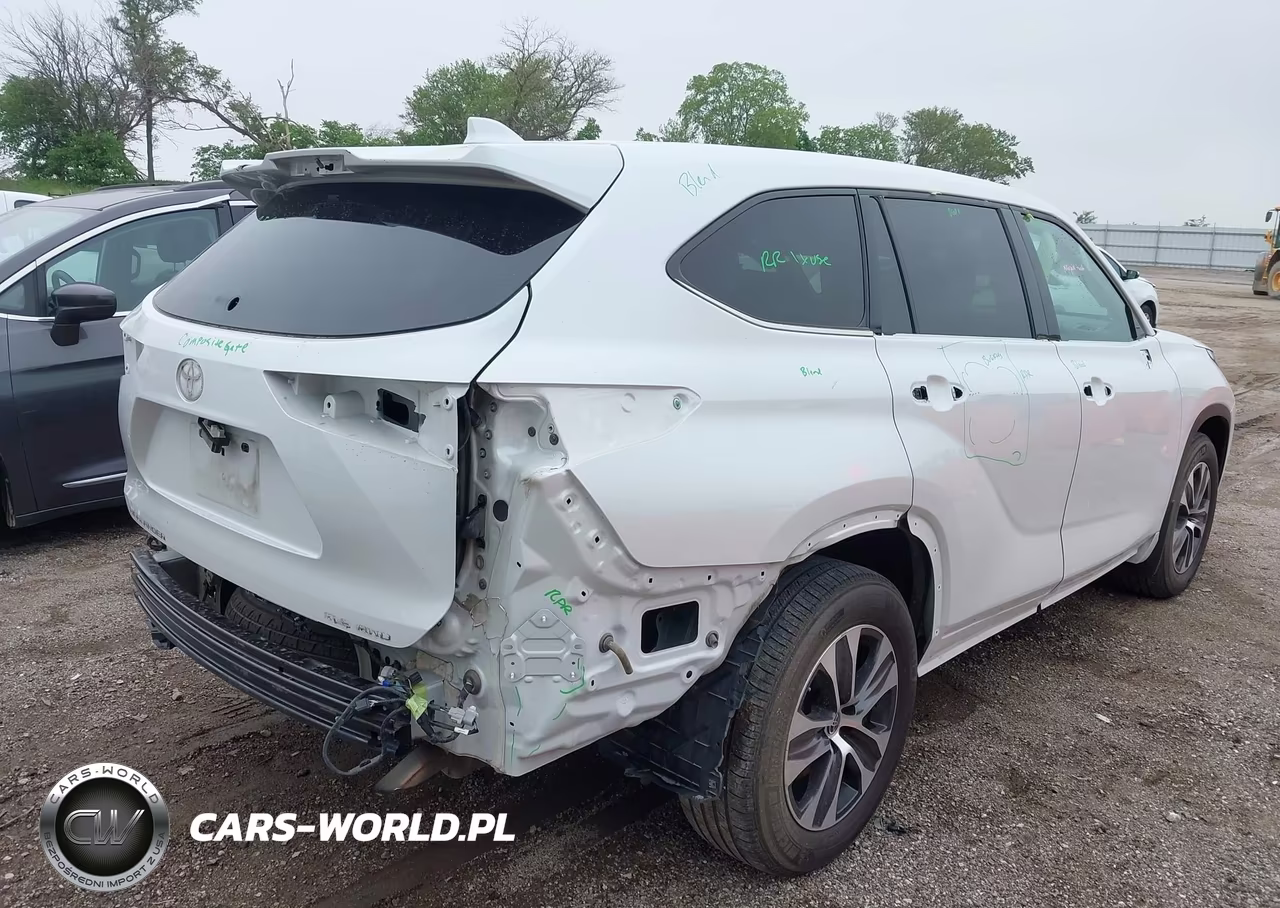 2022 Toyota Highlander Xle VIN:5TDHZRBHXNS570253 - 6