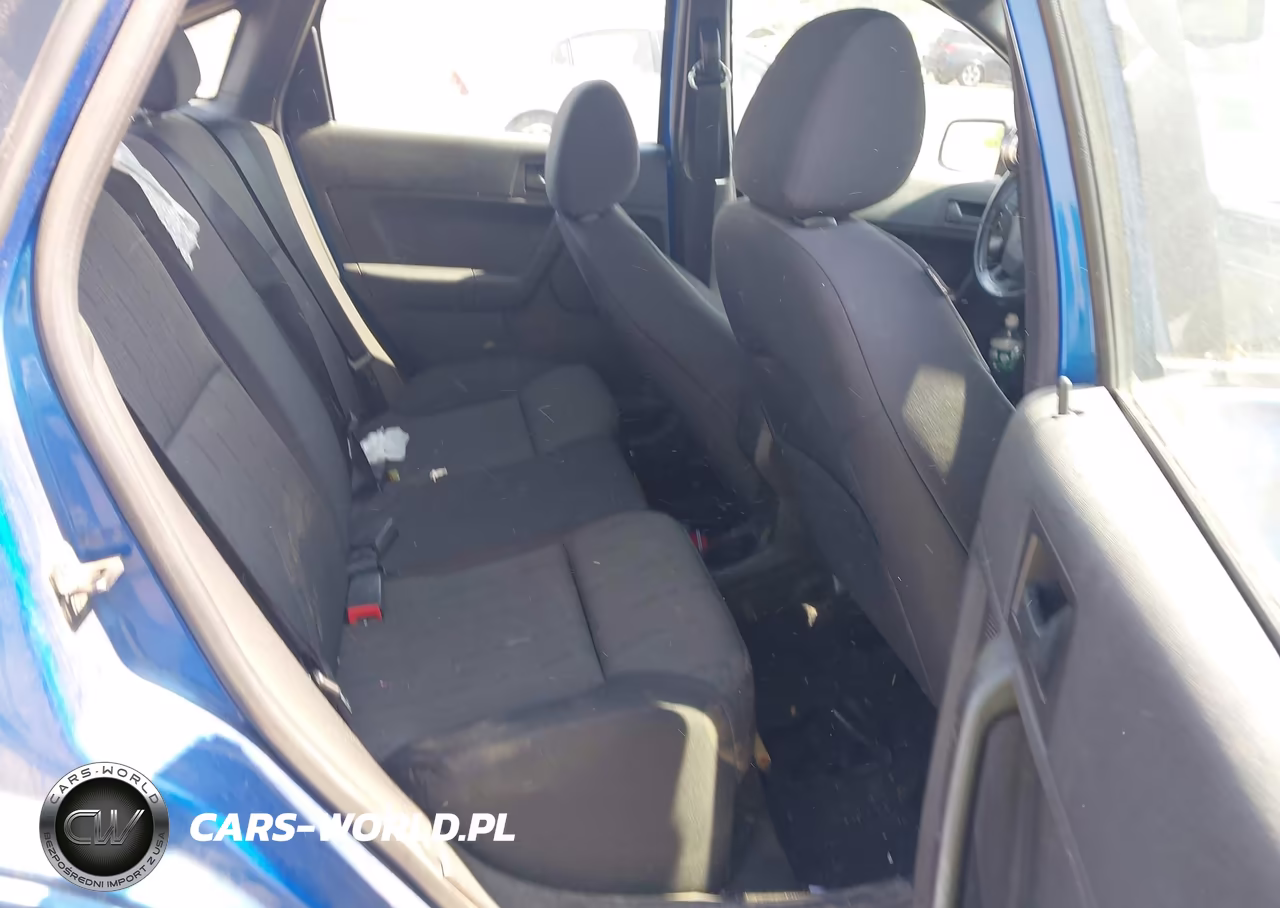 2011 Ford Focus Se VIN:1FAHP3FN3BW100652 - 8