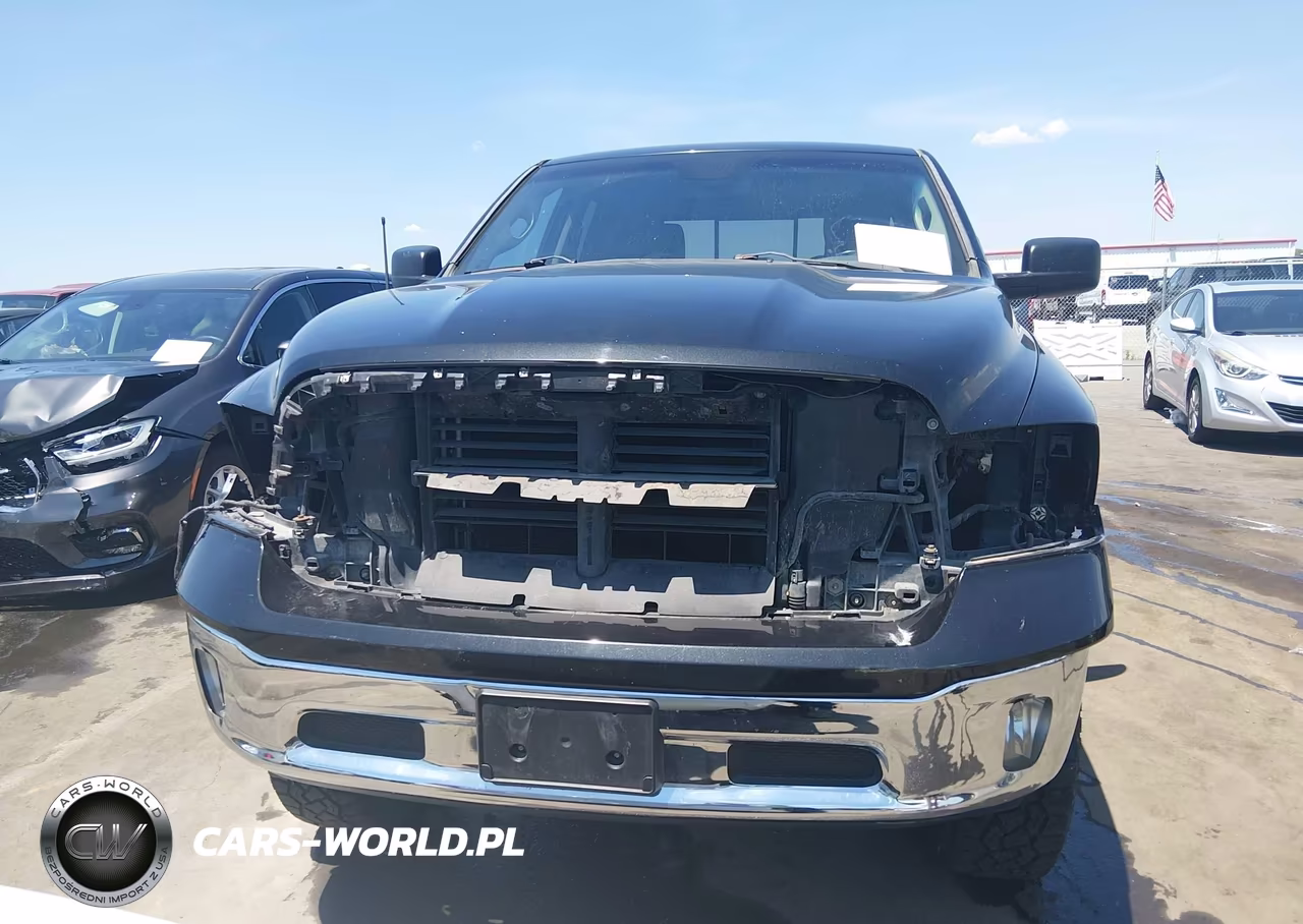 2015 Ram 1500 Big Horn VIN:1C6RR7GT8FS571777 - 13