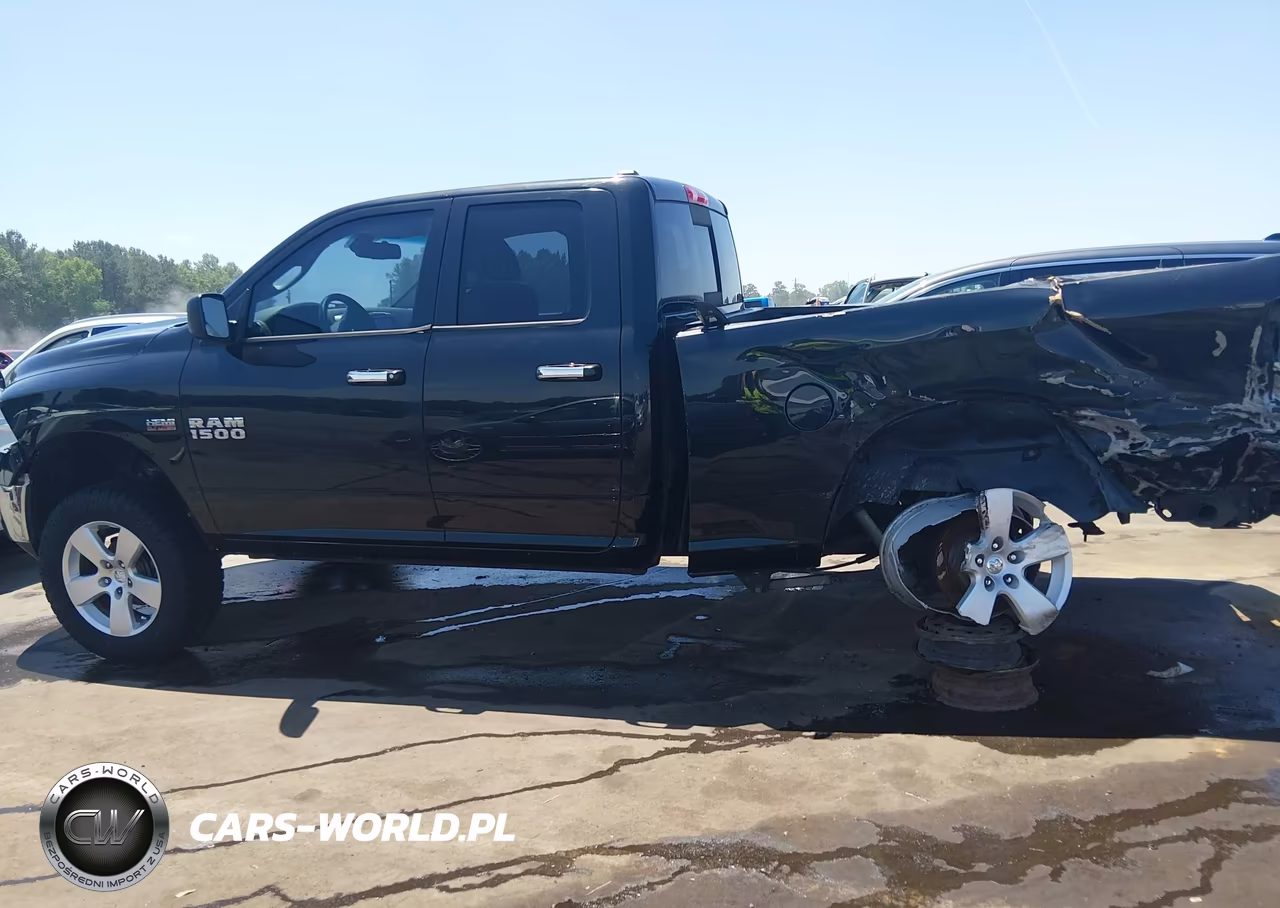 2015 Ram 1500 Big Horn VIN:1C6RR7GT8FS571777 - 15