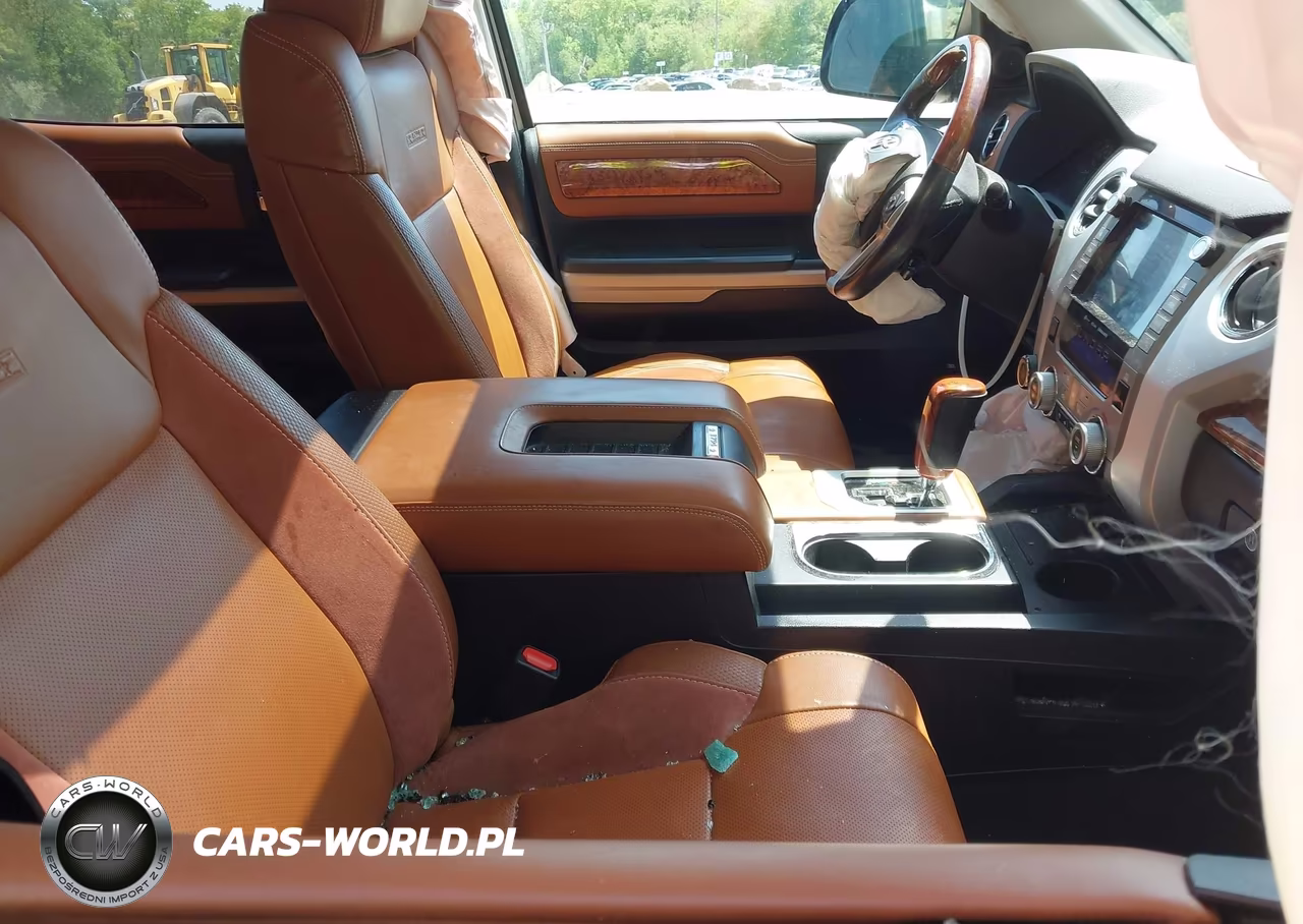 2020 Toyota Tundra 1794 Edition VIN:5TFAY5F19LX906914 - 5