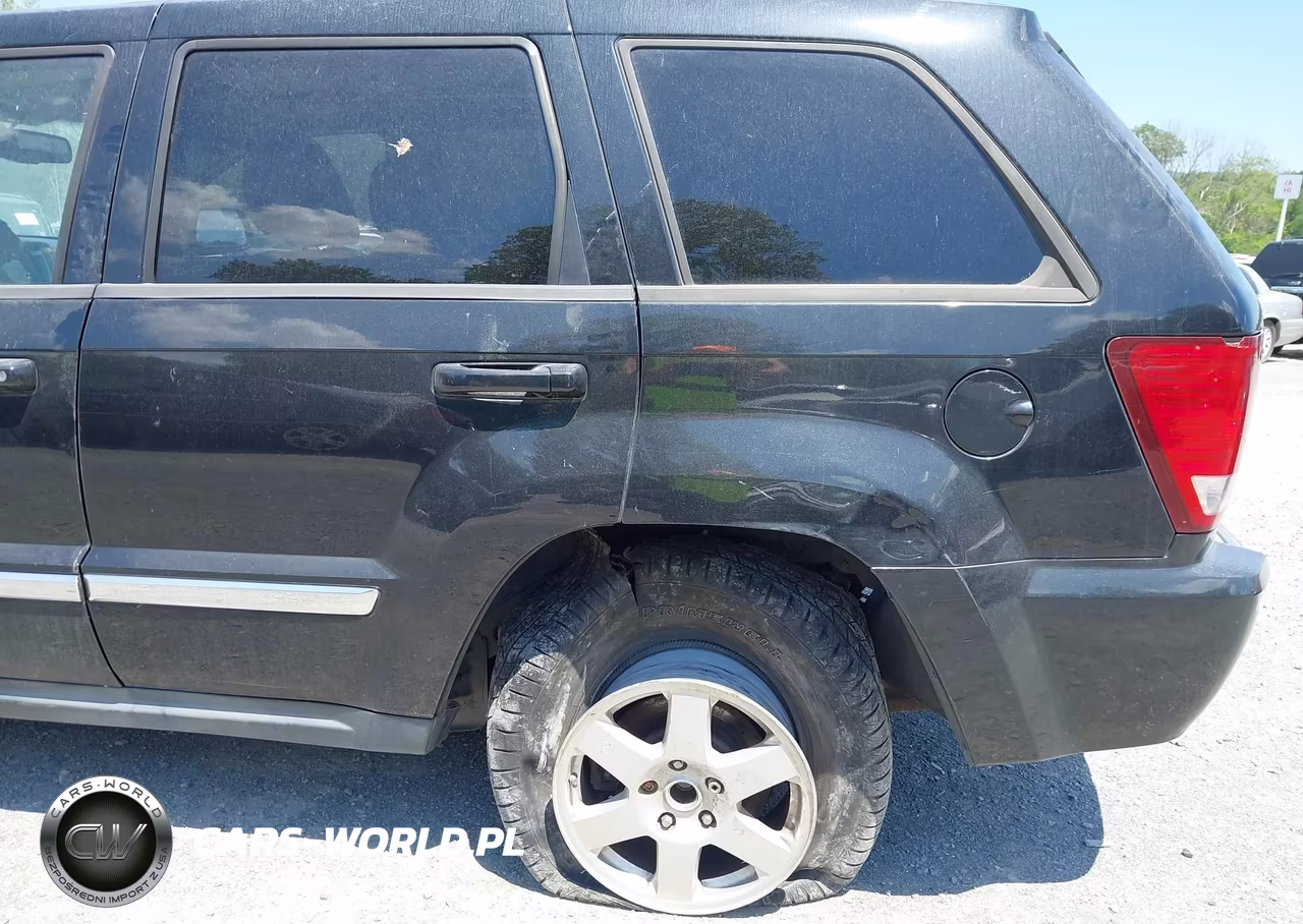 2010 Jeep Grand Cherokee Laredo VIN:1J4PR4GK8AC139323 - 15