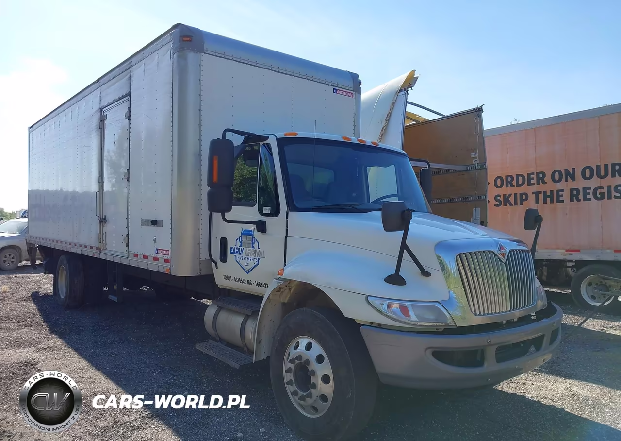 2018 International Durastar 4300