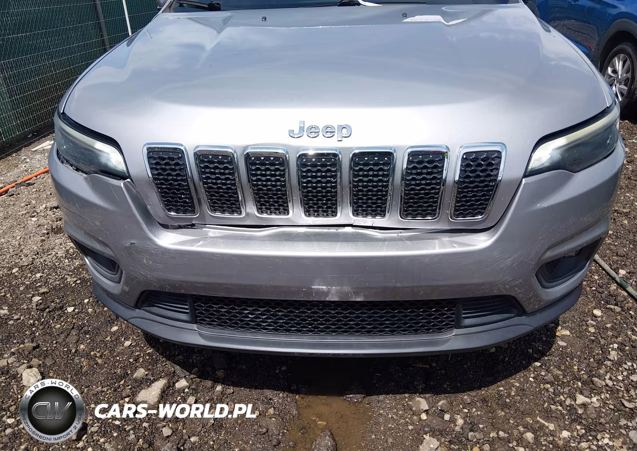 2019 Jeep Cherokee Latitude Plus 4X4 VIN:1C4PJMLB7KD199348 - 18