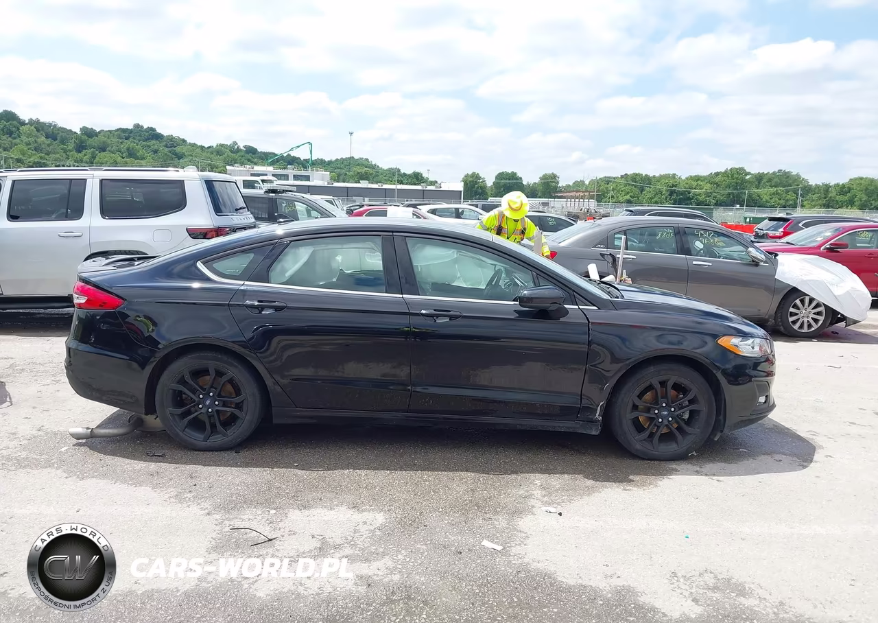 2019 Ford Fusion Se VIN:3FA6P0HD7KR283647 - 13