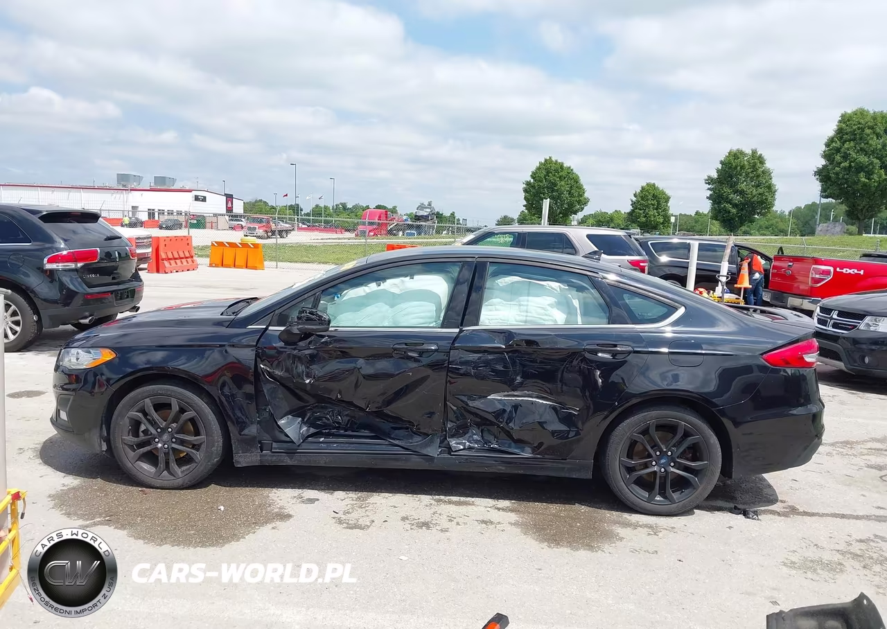2019 Ford Fusion Se VIN:3FA6P0HD7KR283647 - 14