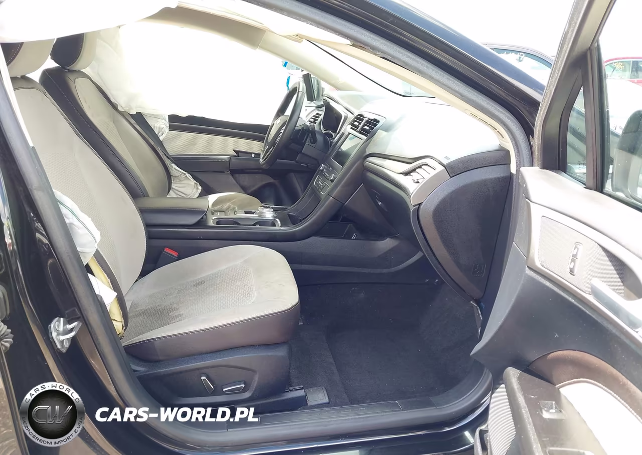 2019 Ford Fusion Se VIN:3FA6P0HD7KR283647 - 5