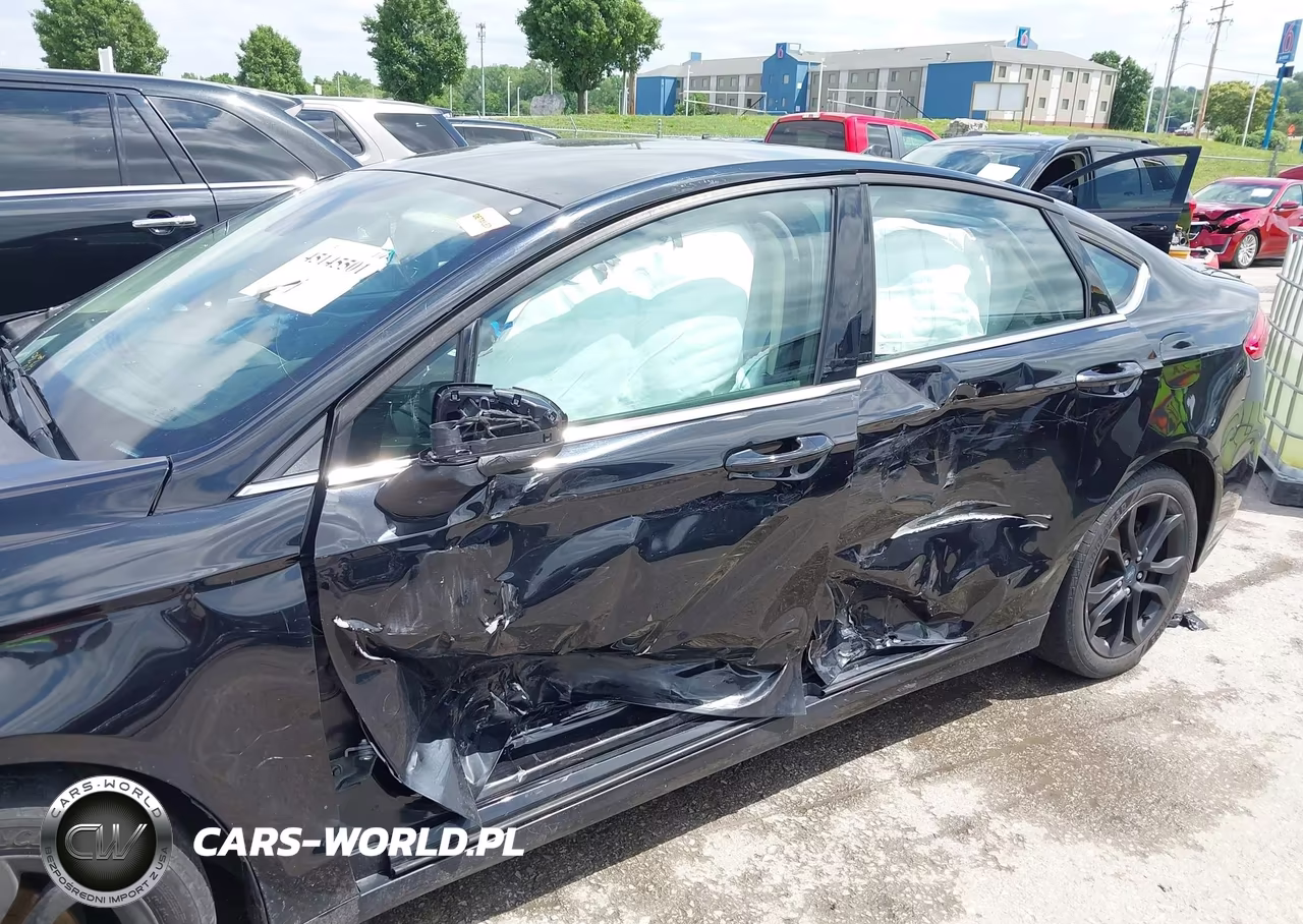 2019 Ford Fusion Se VIN:3FA6P0HD7KR283647 - 6