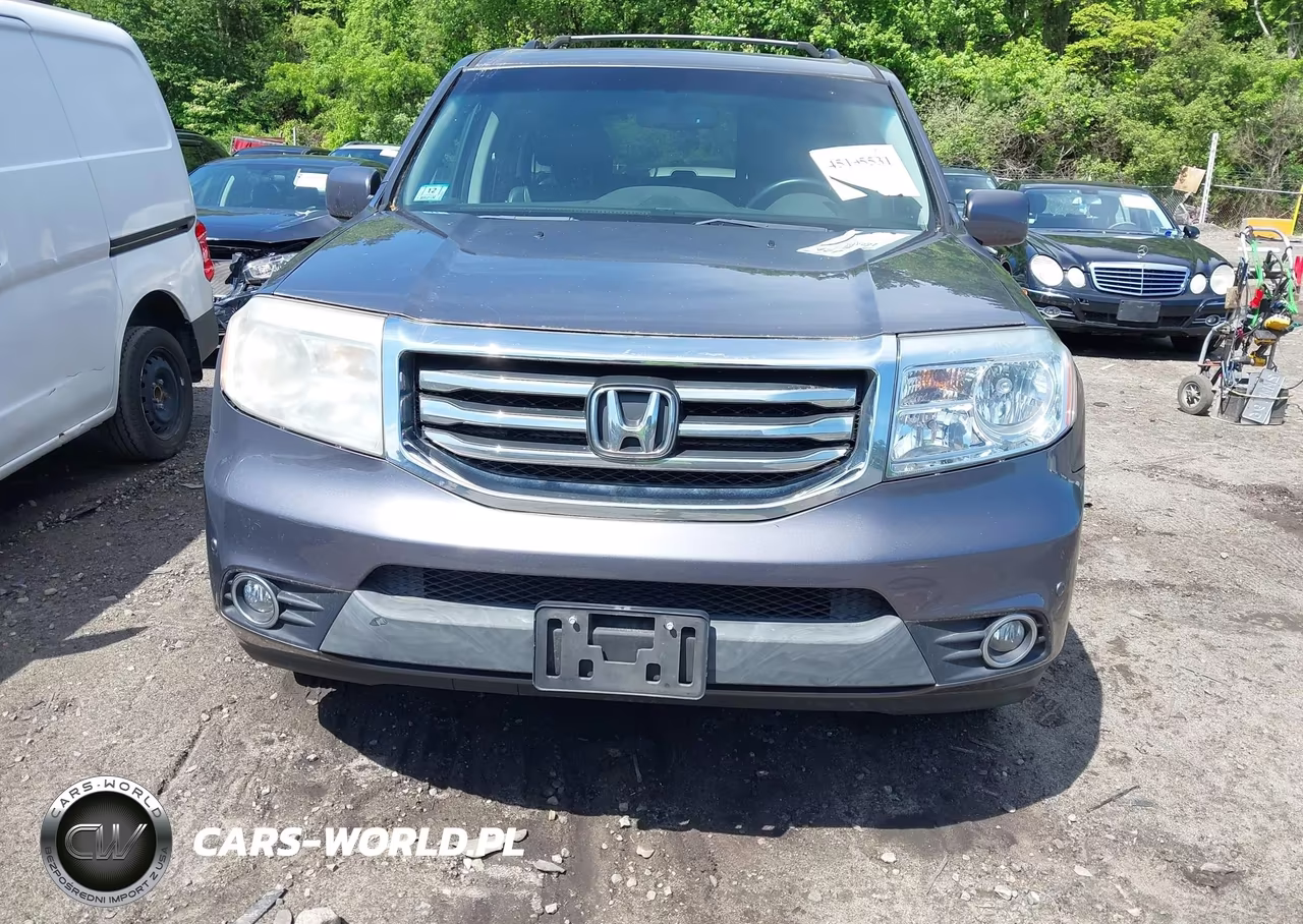 2015 Honda Pilot Touring VIN:5FNYF4H98FB033642 - 12