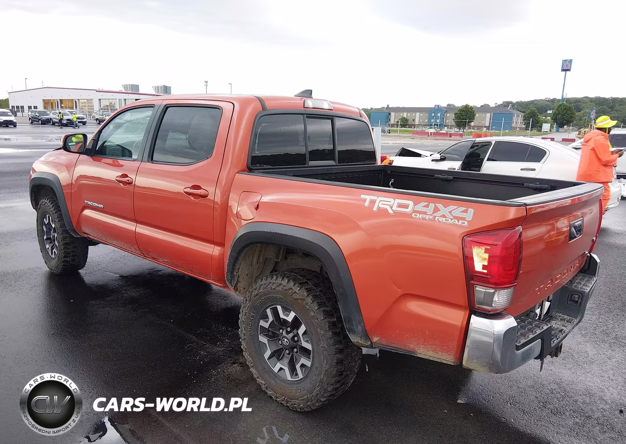 2016 Toyota Tacoma Trd Off Road VIN:5TFCZ5AN0GX038341 - 3