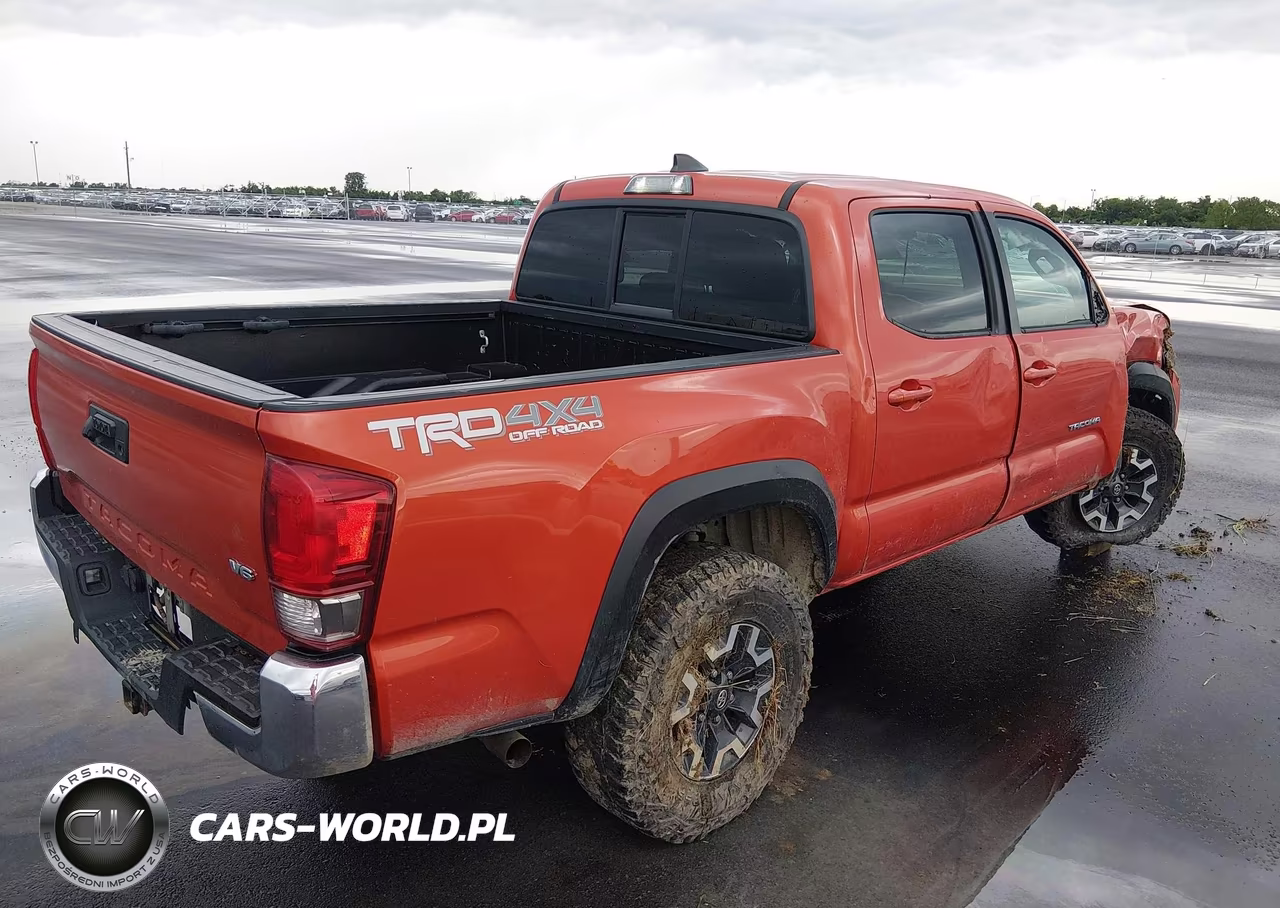 2016 Toyota Tacoma Trd Off Road VIN:5TFCZ5AN0GX038341 - 4
