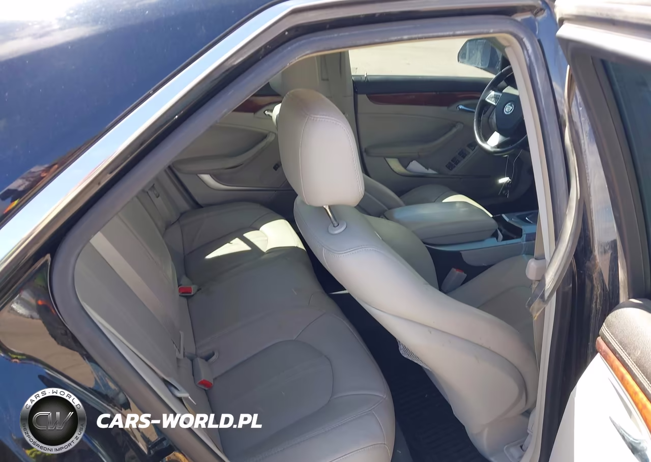 2012 Cadillac Cts Luxury Collection VIN:1G6DG5E5XC0131717 - 8