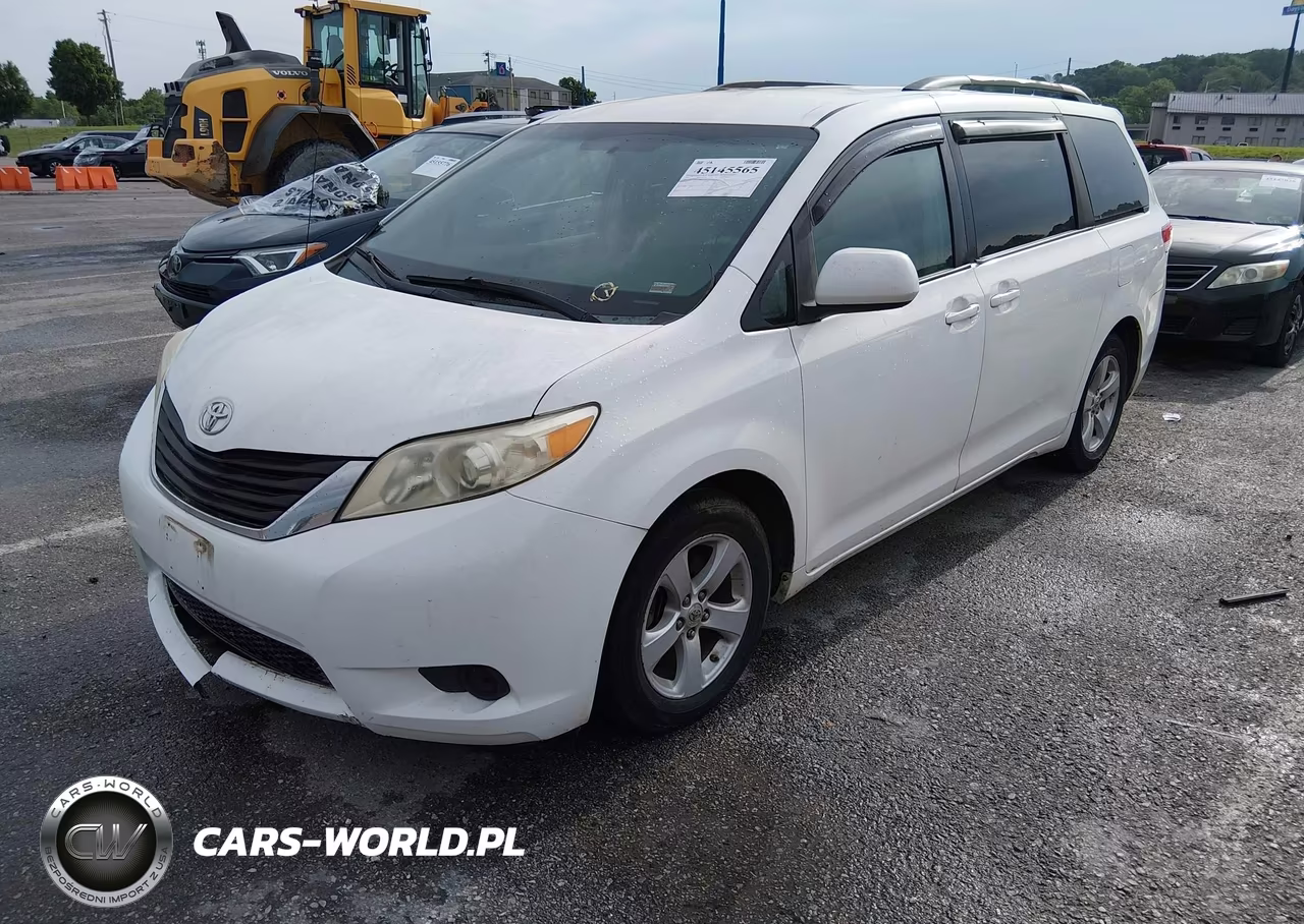 2011 Toyota Sienna Le V6 VIN:5TDKK3DCXBS071828 - 2