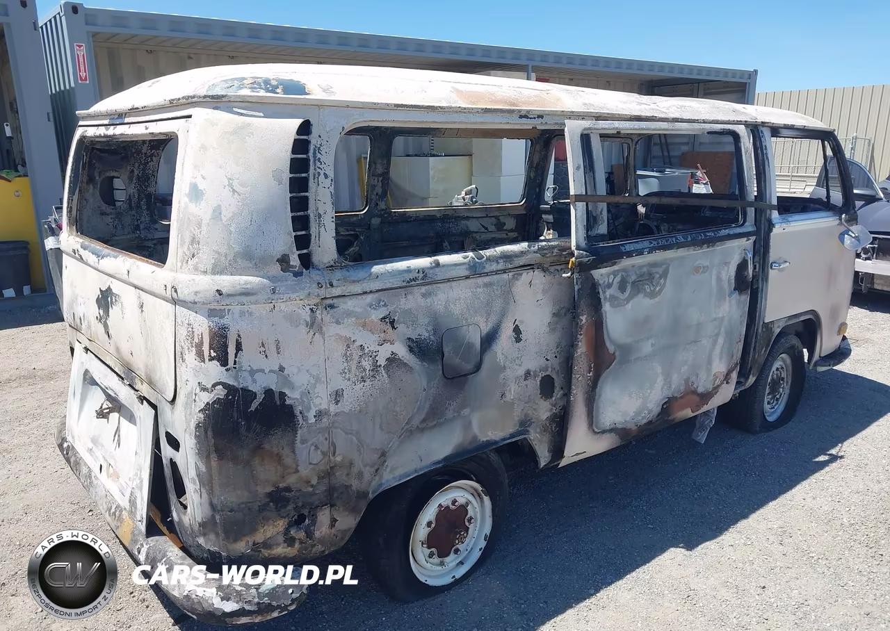 1970 Volkswagen Vanagon VIN:2202217586 - 4