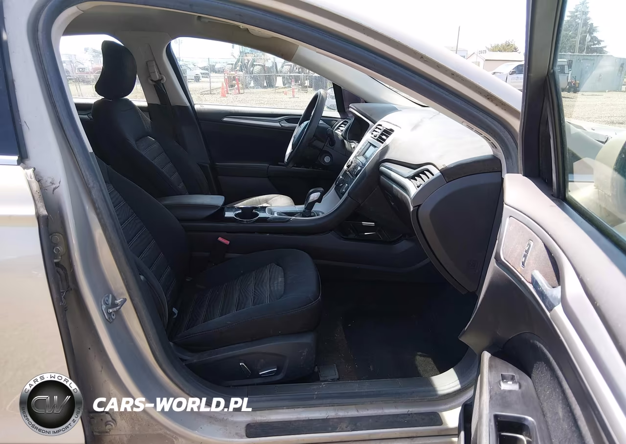 2016 Ford Fusion Se VIN:3FA6P0H79GR205484 - 5