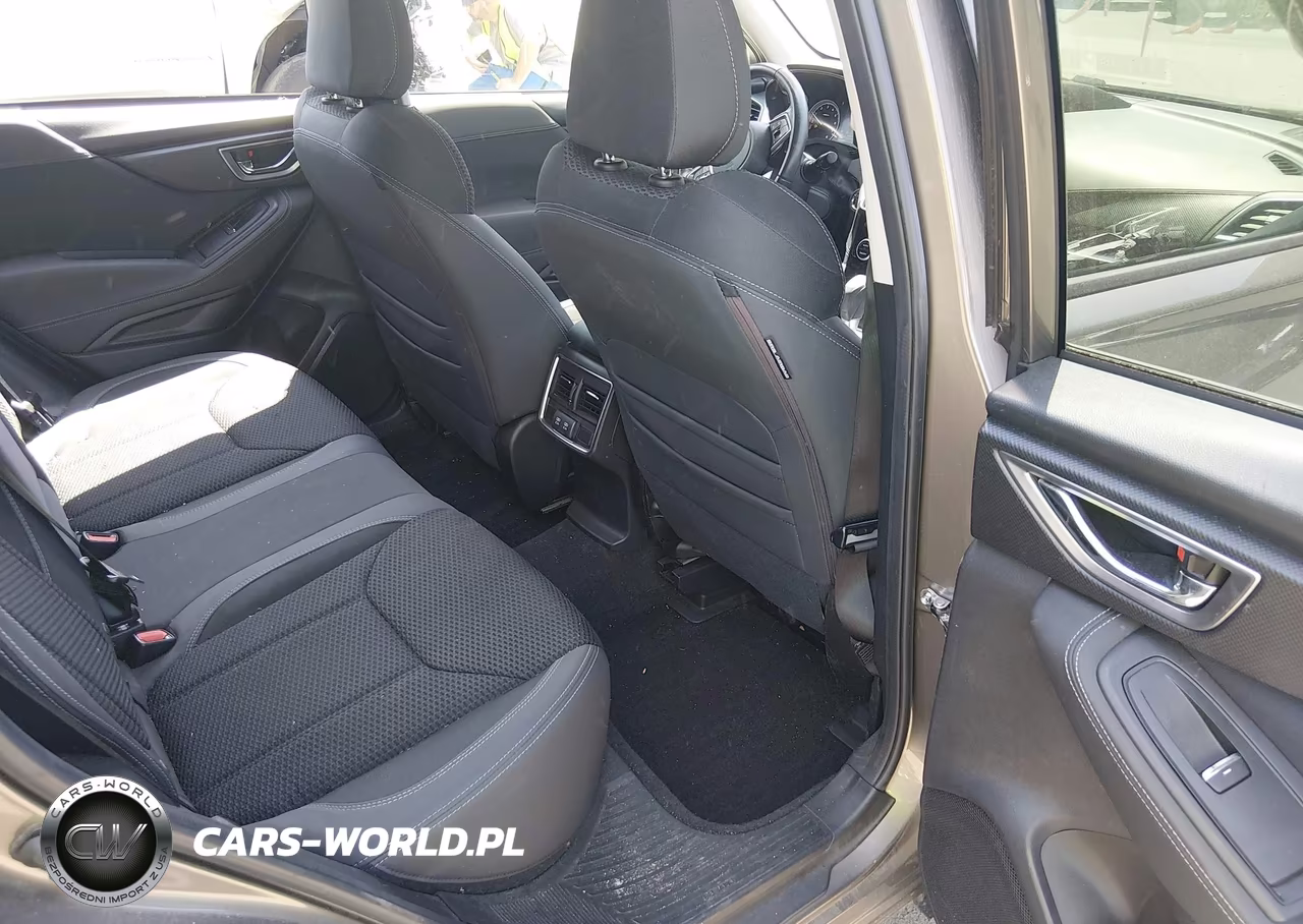 2020 Subaru Forester Premium VIN:JF2SKAJC8LH495752 - 8