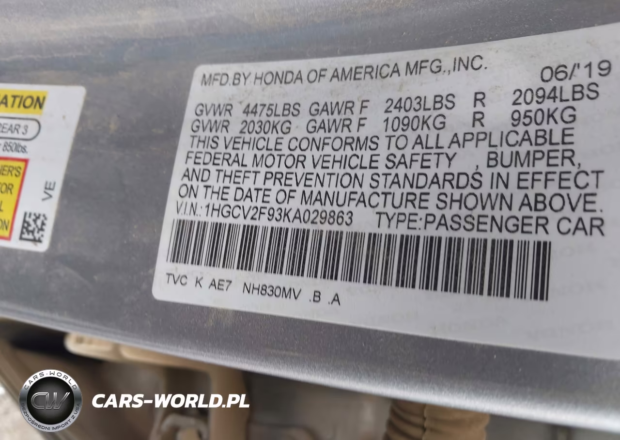 2019 Honda Accord Touring 2.0T VIN:1HGCV2F93KA029863 - 9