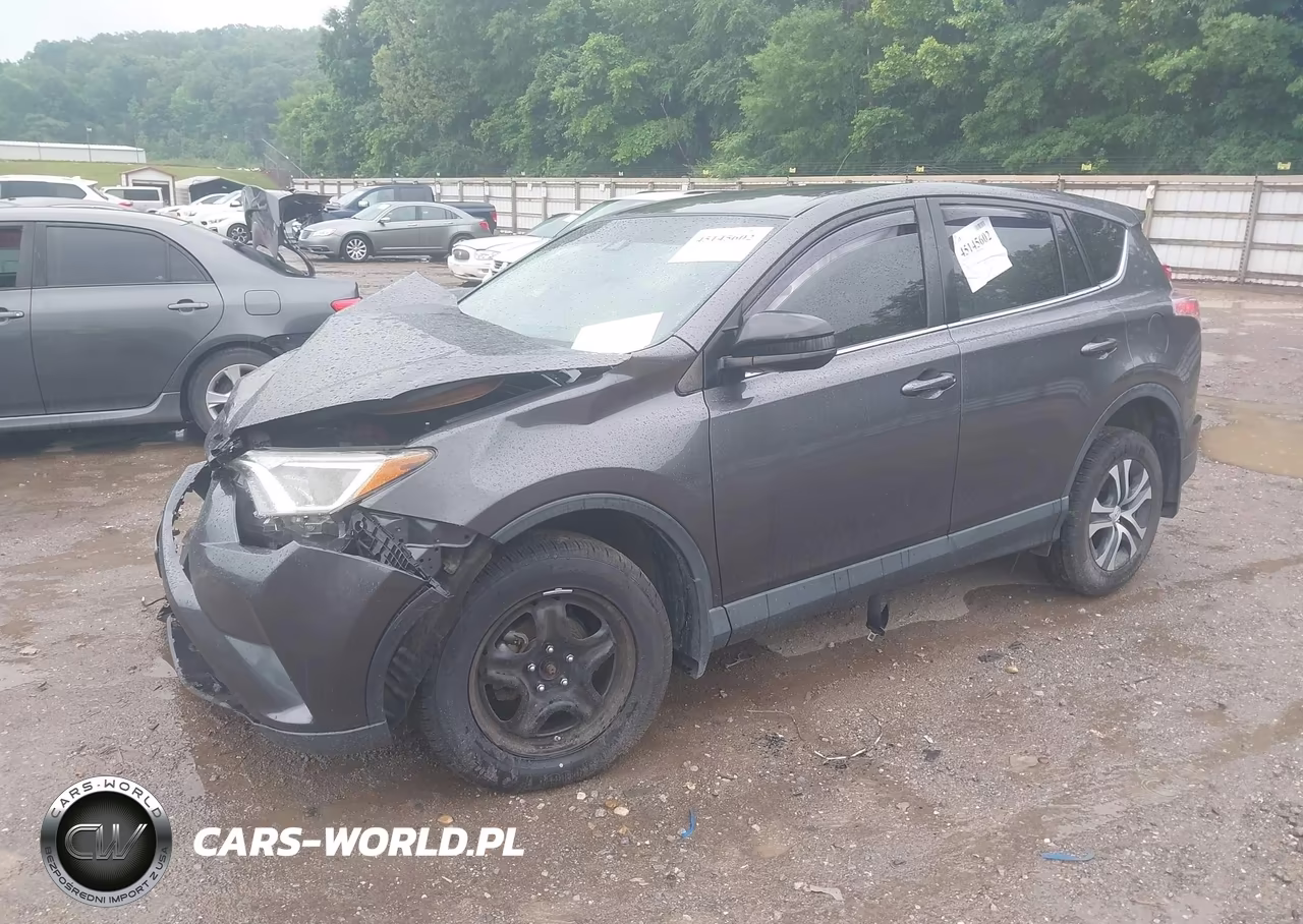2018 Toyota Rav4 Le VIN:JTMBFREV4JJ232144 - 2