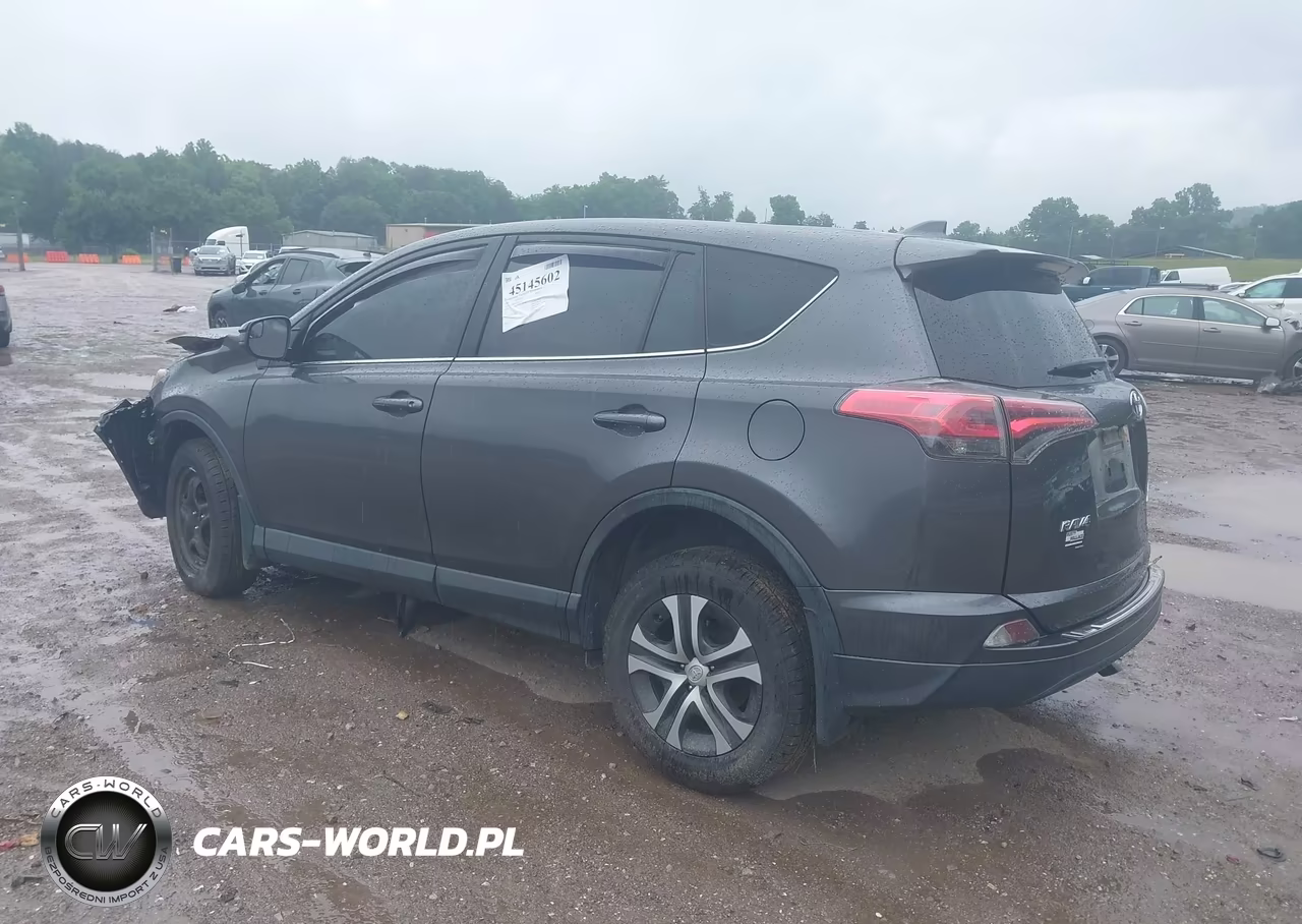 2018 Toyota Rav4 Le VIN:JTMBFREV4JJ232144 - 3