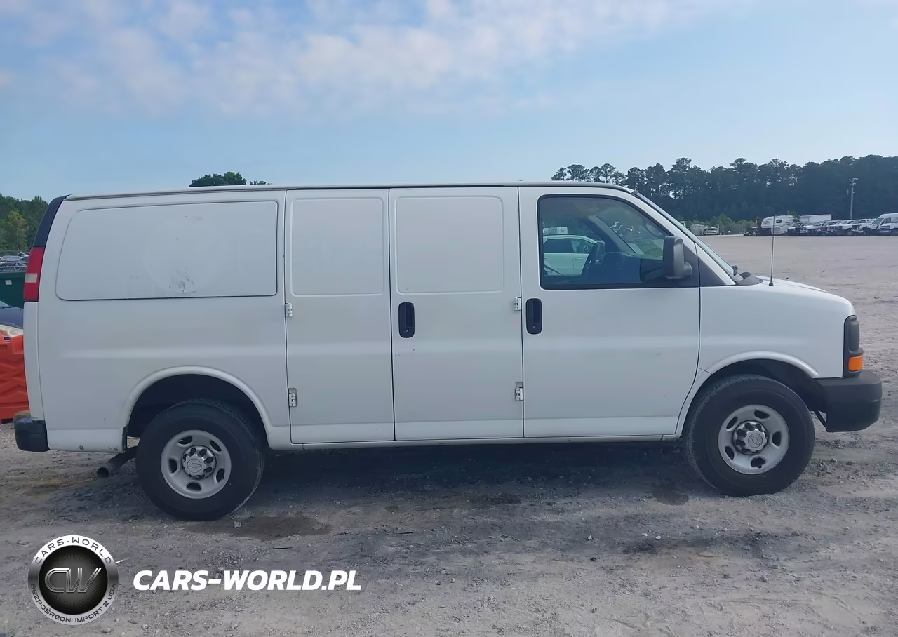 2015 Chevrolet Express 3500 Work Van VIN:1GCZGTCGXF1184332 - 13