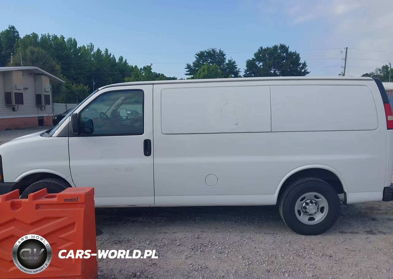 2015 Chevrolet Express 3500 Work Van VIN:1GCZGTCGXF1184332 - 14