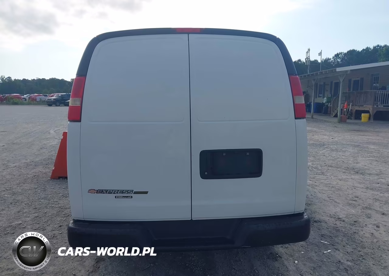 2015 Chevrolet Express 3500 Work Van VIN:1GCZGTCGXF1184332 - 16