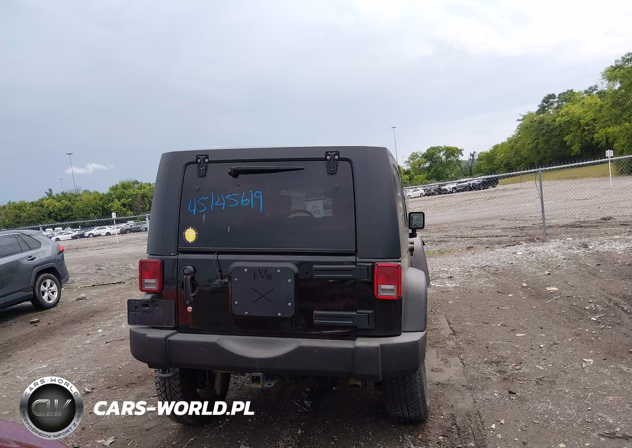 2009 Jeep Wrangler Unlimited X VIN:1J4GA39169L768497 - 16