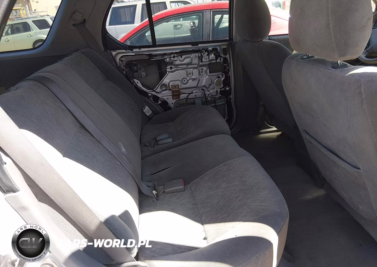 2003 Isuzu Rodeo S 3.2L V6 VIN:4S2DM58W034303423 - 8