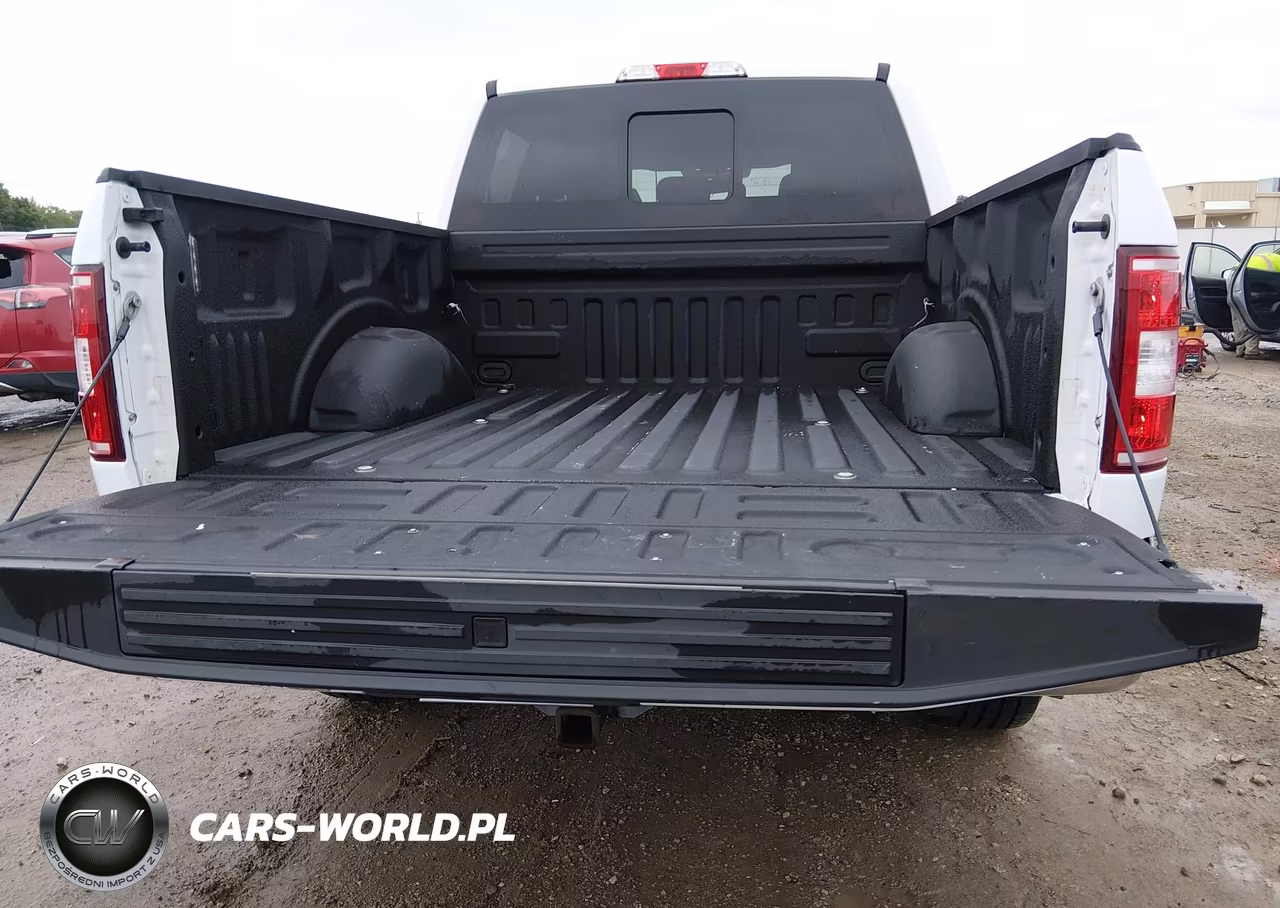 2018 Ford F-150 Xlt VIN:1FTEW1E57JKF92033 - 16