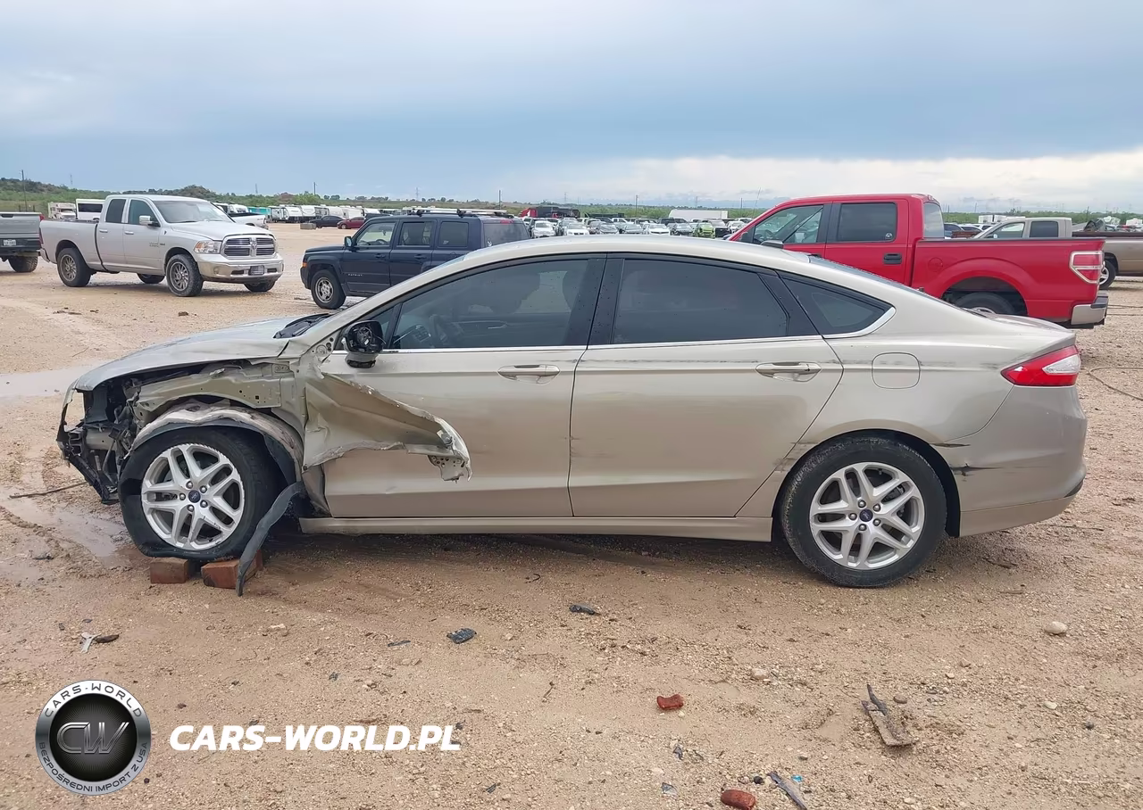 2015 Ford Fusion Se VIN:3FA6P0H7XFR205699 - 14